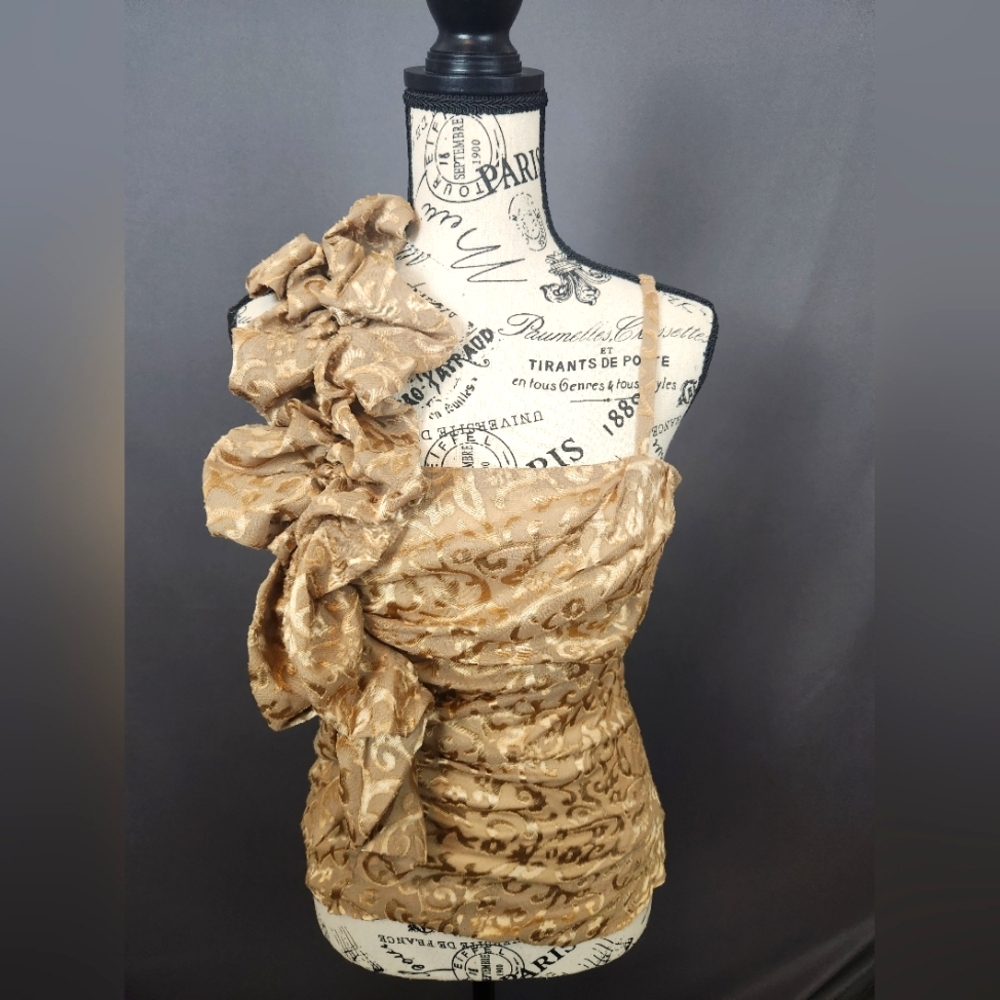 Arden B Small Sleeveless Gold Top.